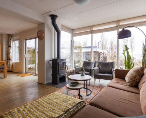 262824854
